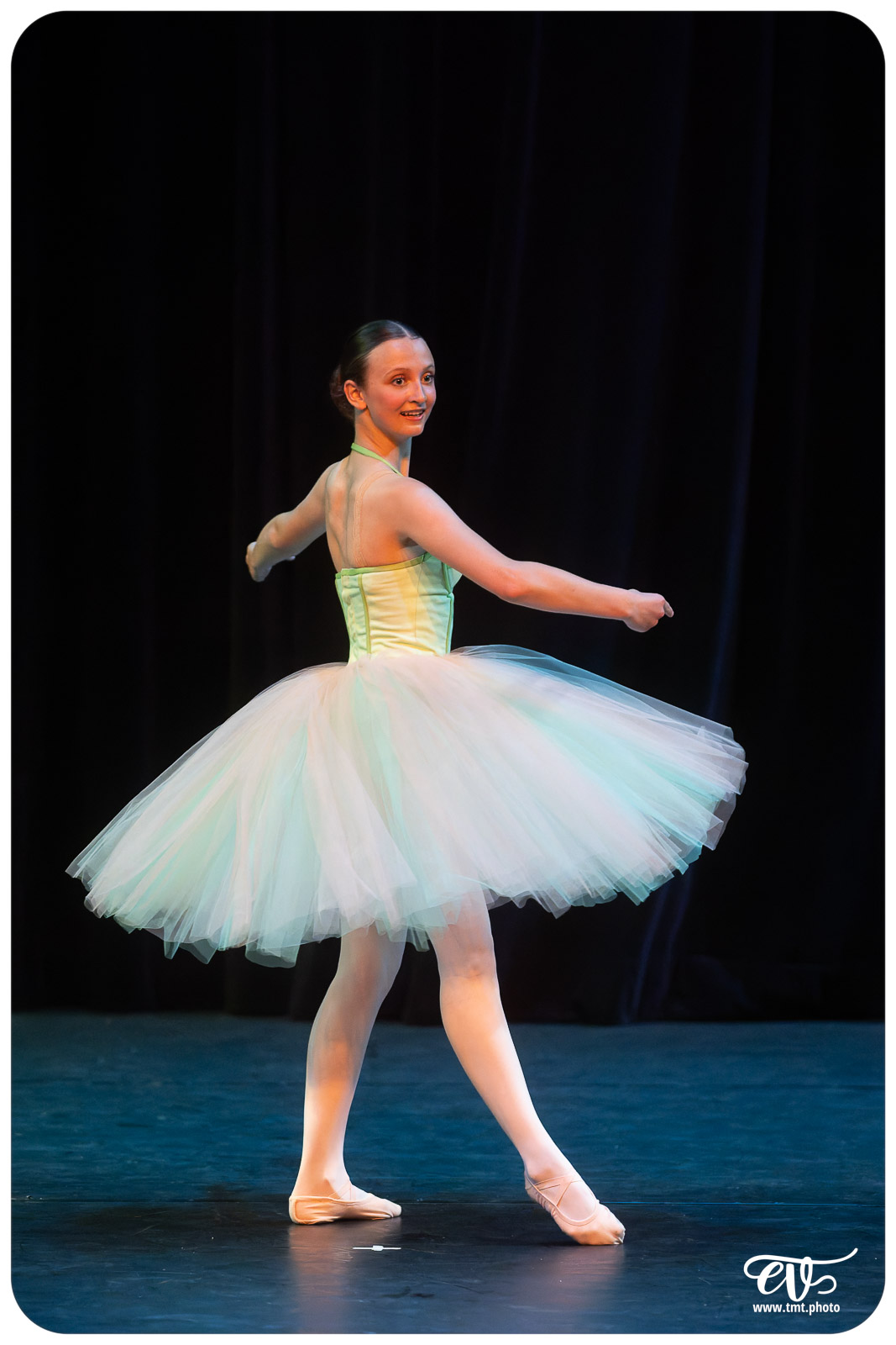 ECOLE DE DANSE CÉCILE ADAMOW